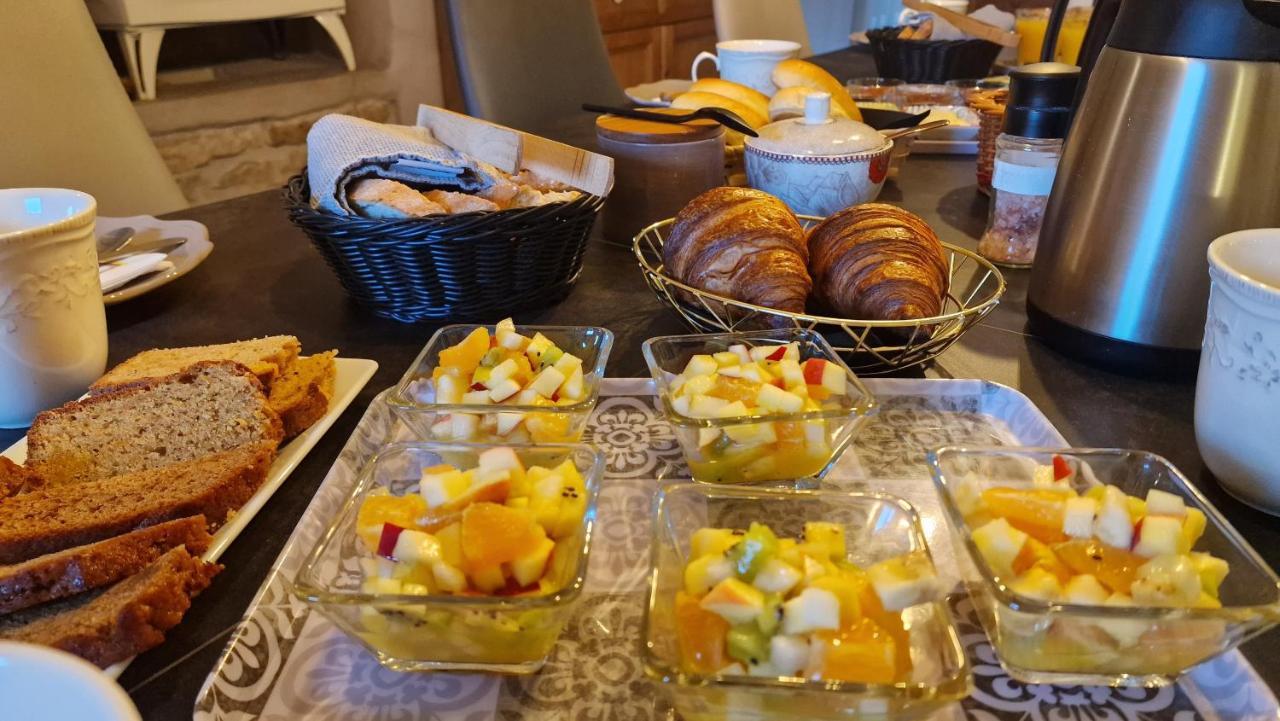 לינה וארוחת בוקר Comberjon Domaine Le Puits Du Moulin מראה חיצוני תמונה